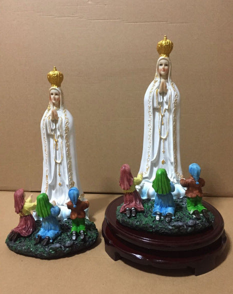 European-style Boutique Our Lady Of Fatima Appears To The Three Shepherds