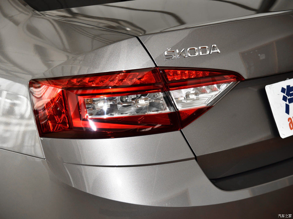 Brand New Car Tail Lamp Assembly